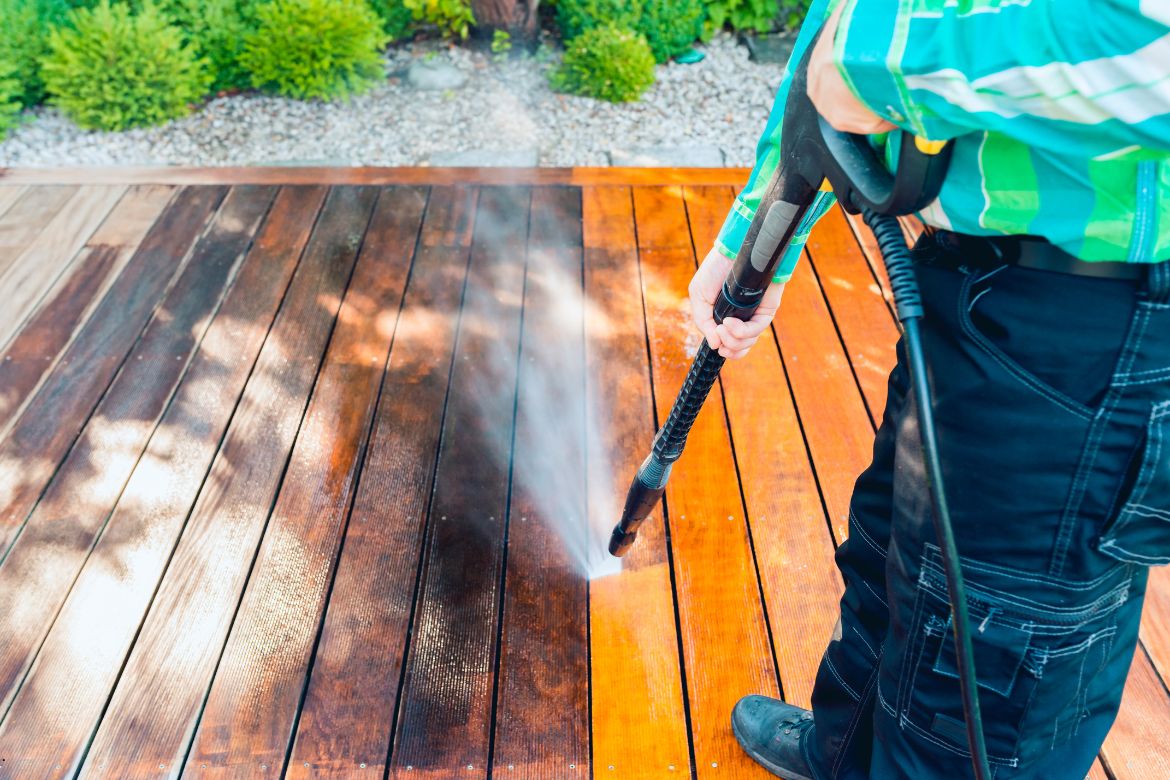 Benefits of Professional Power Washing in Upper Saint Clair, PA